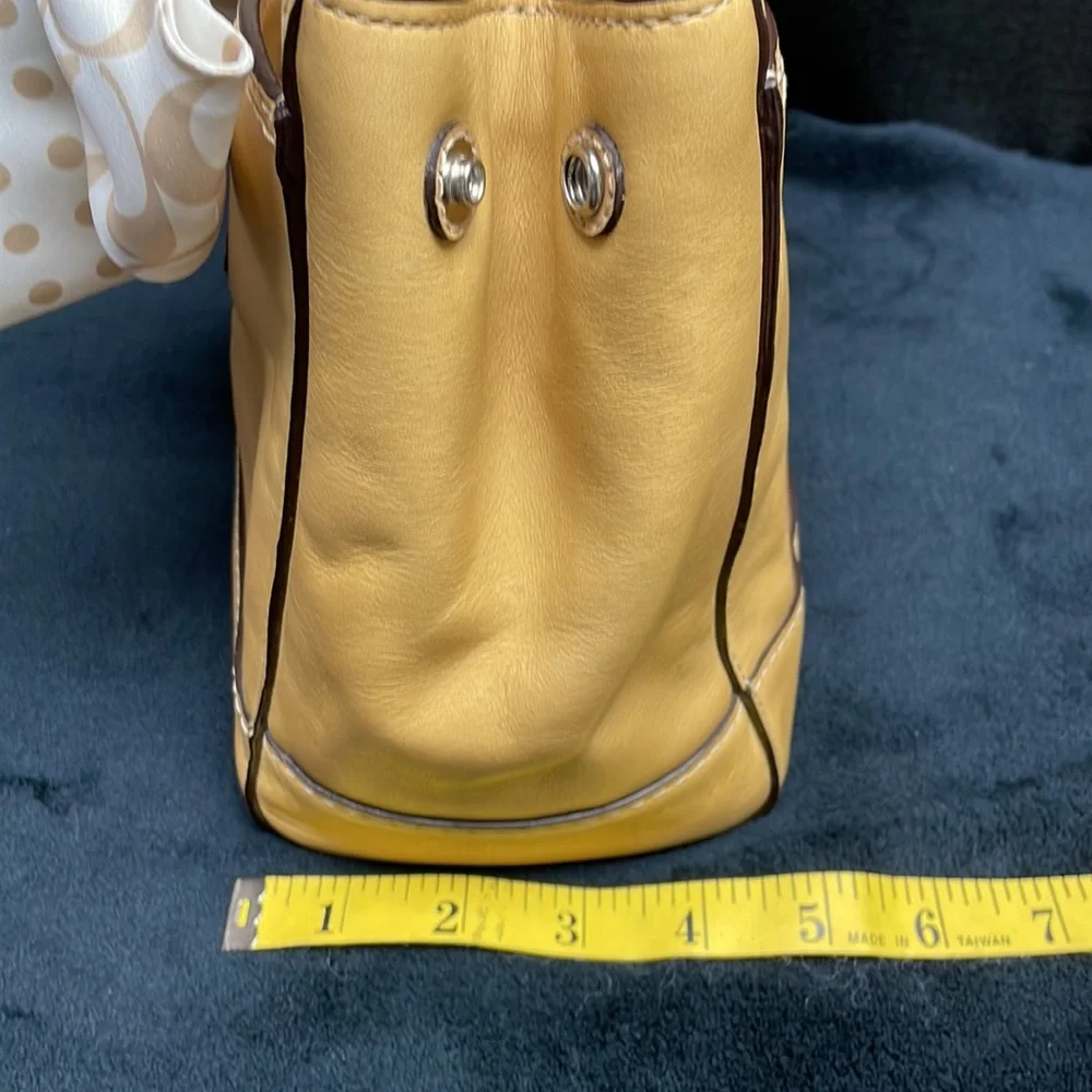 Coach F13675 Buckskin Satchel - Picture 16 of 16